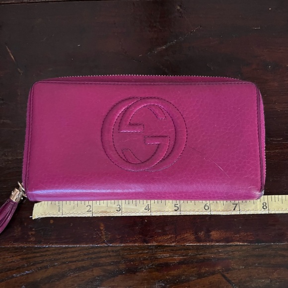 Authentic Gucci Soho Zip Wallet in Pink (Barbie Vibes!) Pebble Leather w Tassel - Picture 7 of 13